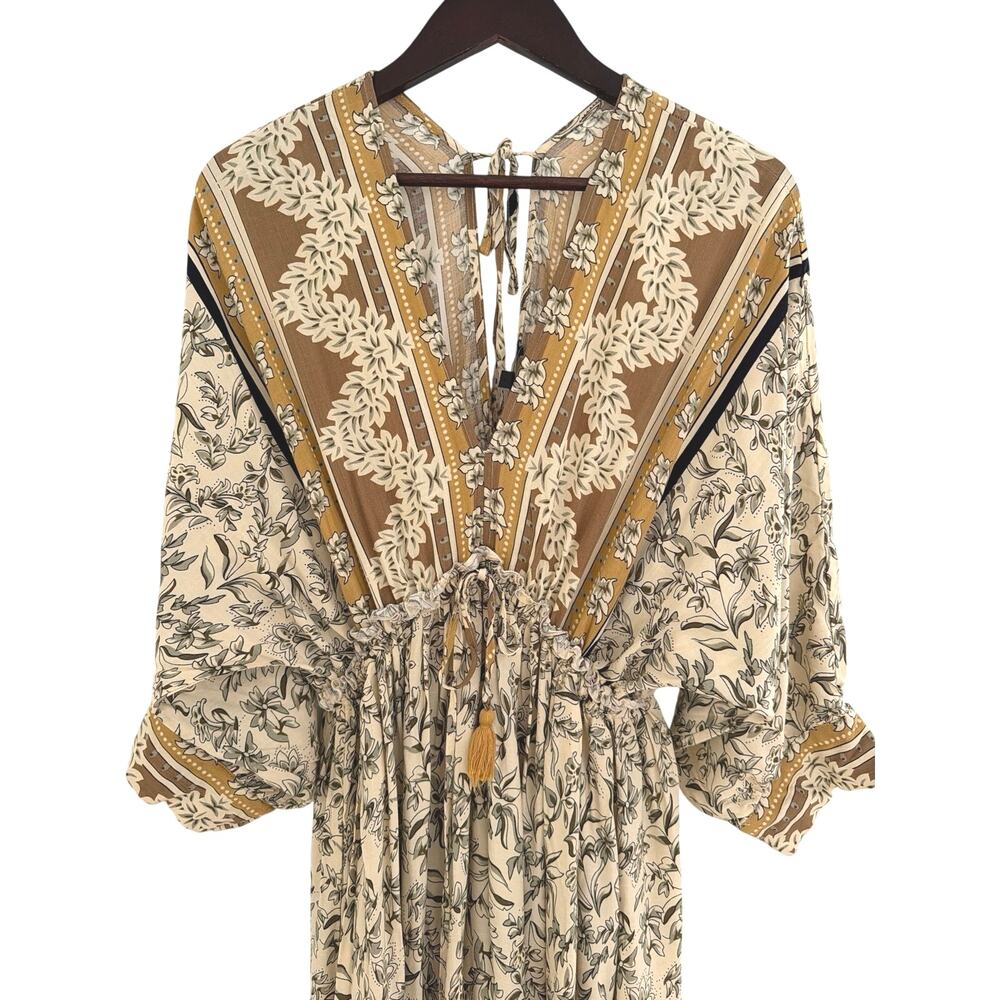 Aakaa Kimono Sleeve Boarder Printed Dress size M